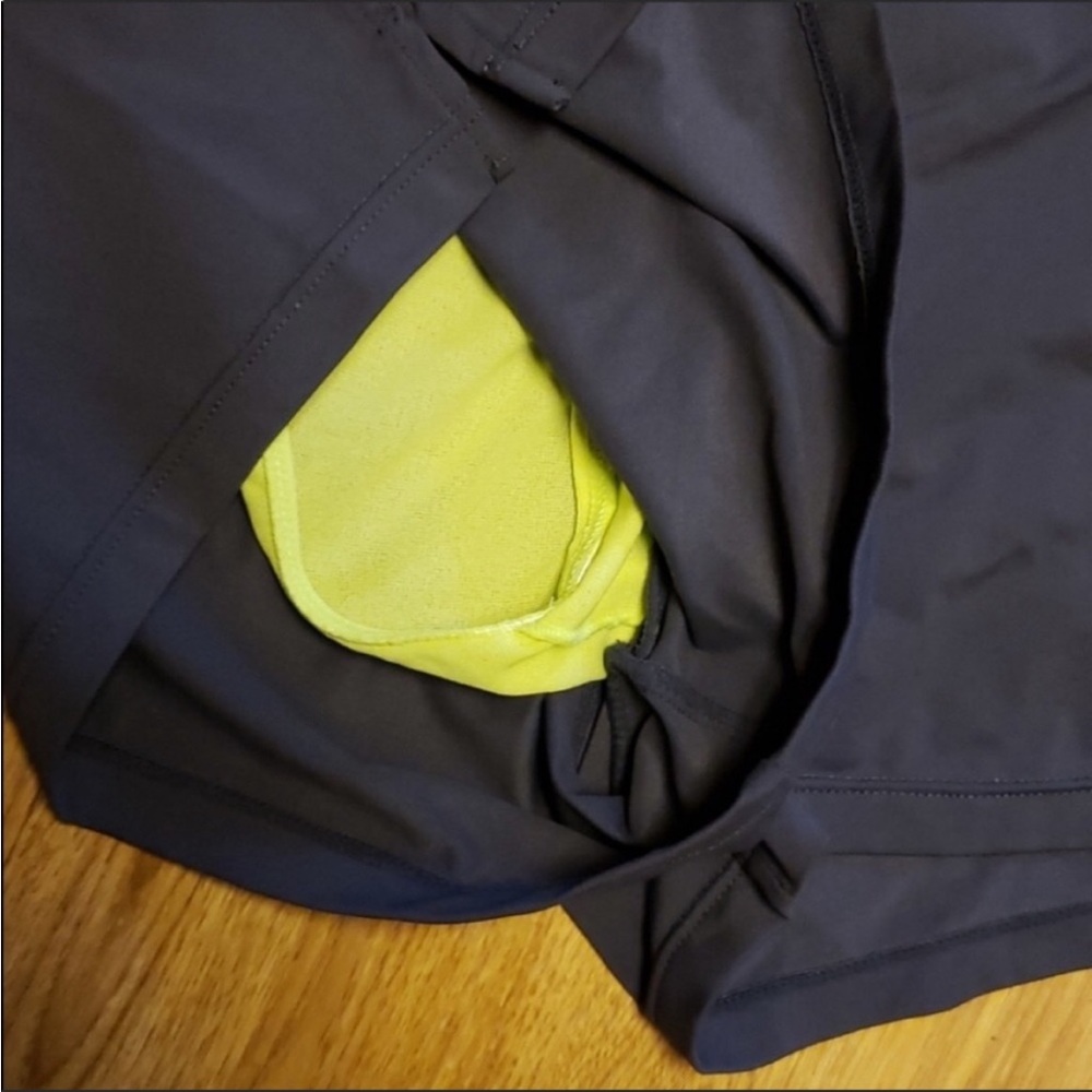 Athleta Paisley waist band draw string shorts med - Picture 2 of 2